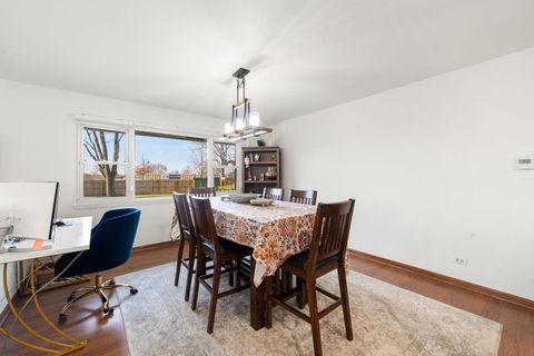 Tiny photo for 6812 Wainwright Drive, Woodridge, IL 60517 (MLS # 12515949)