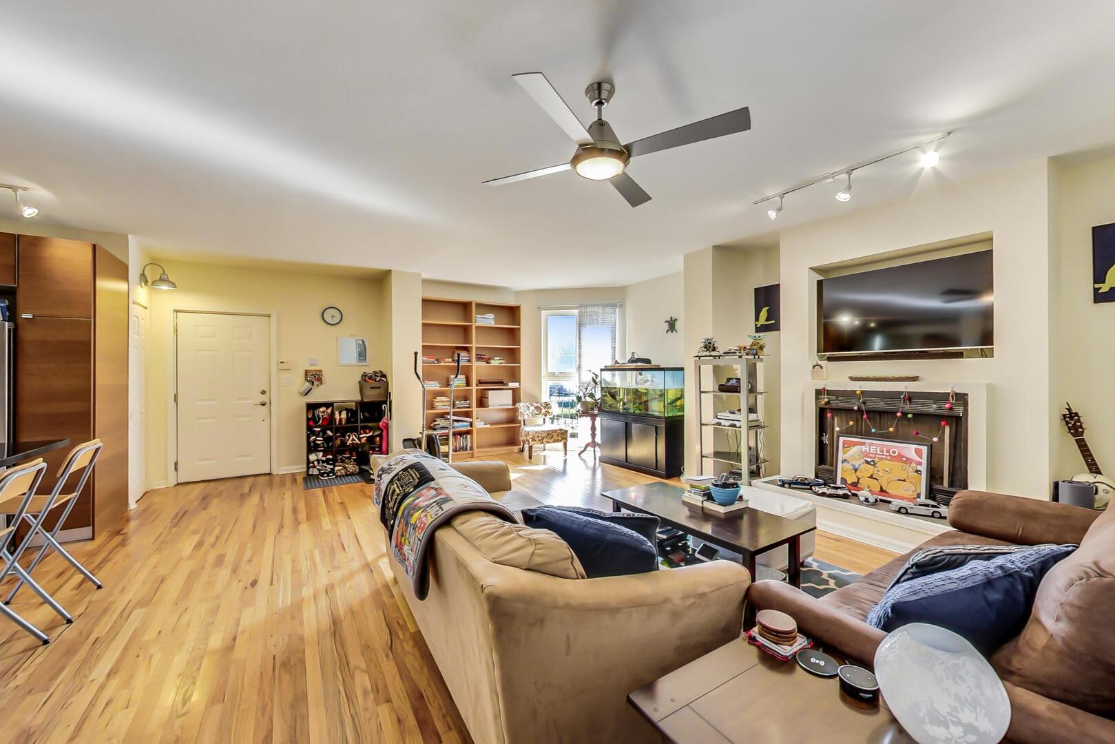2950 W Palmer Street C1