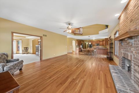 Tiny photo for 14141 Persimmon Drive, Orland Park, IL 60467 (MLS # 12674937)
