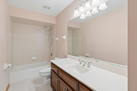 Tiny photo for 14141 Persimmon Drive, Orland Park, IL 60467 (MLS # 12674937)