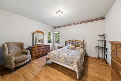 Tiny photo for 14141 Persimmon Drive, Orland Park, IL 60467 (MLS # 12674937)