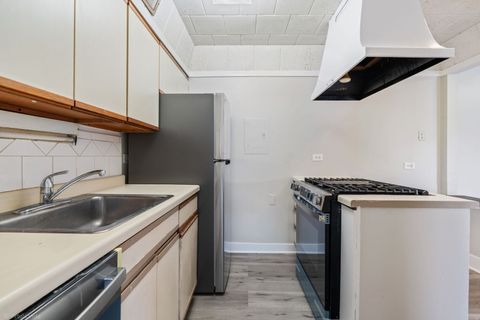 Tiny photo for 1808 Fayette Walk Walk #H, Hoffman Estates, IL 60194 (MLS # 12465414)