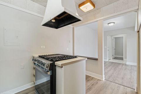 Tiny photo for 1808 Fayette Walk Walk #H, Hoffman Estates, IL 60194 (MLS # 12465414)