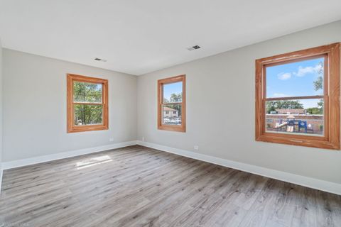 Tiny photo for 1808 Fayette Walk Walk #H, Hoffman Estates, IL 60194 (MLS # 12465414)