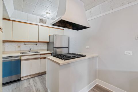 Tiny photo for 1808 Fayette Walk Walk #H, Hoffman Estates, IL 60194 (MLS # 12465414)