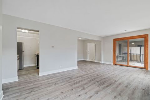 Tiny photo for 1808 Fayette Walk Walk #H, Hoffman Estates, IL 60194 (MLS # 12465414)