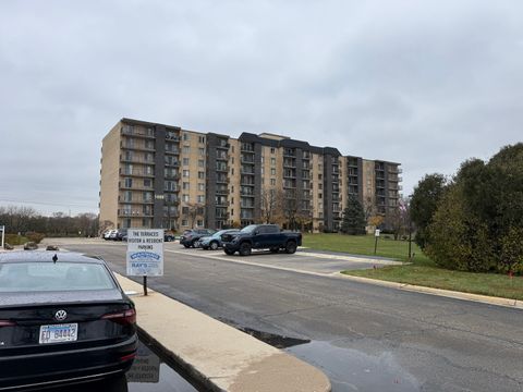 Tiny photo for 5400 Walnut Avenue #208, Downers Grove, IL 60515 (MLS # 12520565)