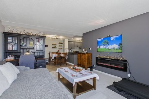 Tiny photo for 5400 Walnut Avenue #208, Downers Grove, IL 60515 (MLS # 12520565)