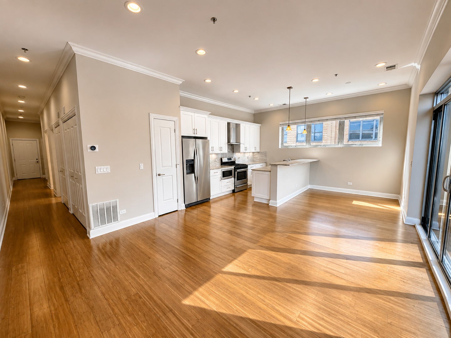 1002 W Van Buren Street 402