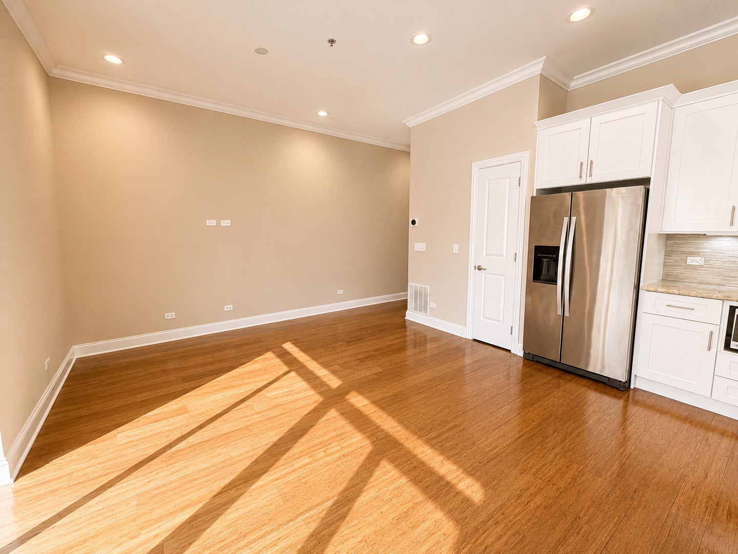 1002 W Van Buren Street 402