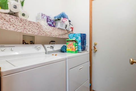 Tiny photo for 39689 LYNSEE Court, Beach Park, IL 60083 (MLS # 12708779)
