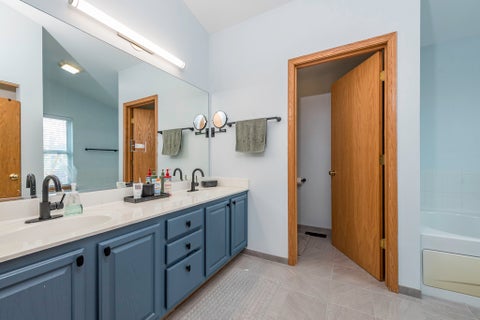 Tiny photo for 39689 LYNSEE Court, Beach Park, IL 60083 (MLS # 12708779)