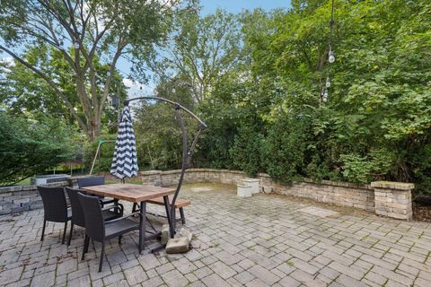 Tiny photo for 6619 Palma Lane, Morton Grove, IL 60053 (MLS # 12508303)