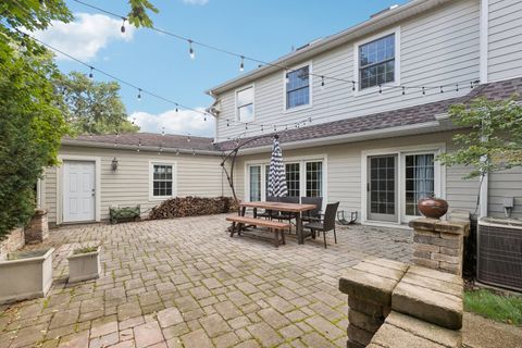 Tiny photo for 6619 Palma Lane, Morton Grove, IL 60053 (MLS # 12508303)