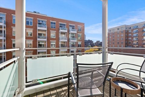 Tiny photo for 949 W Madison Street #406, Chicago, IL 60607 (MLS # 12501945)