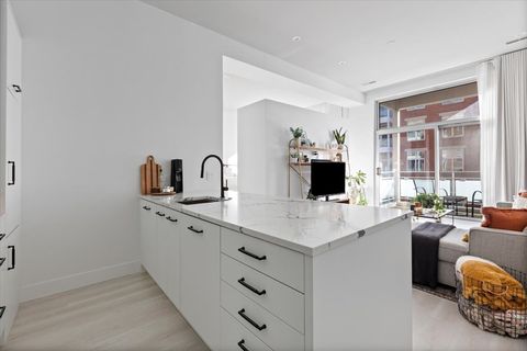 Tiny photo for 949 W Madison Street #406, Chicago, IL 60607 (MLS # 12501945)