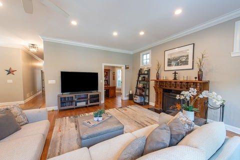 Tiny photo for 314 E Woodland Road, Lake Bluff, IL 60044 (MLS # 12706162)