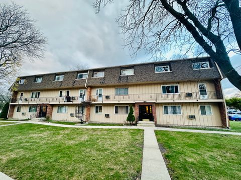 A home in Rolling Meadows