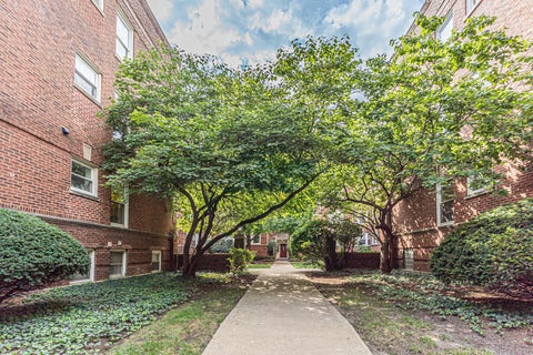 Tiny photo for 2622 N Spaulding Avenue #3N, Chicago, IL 60647 (MLS # 12751232)