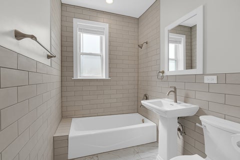 Tiny photo for 2622 N Spaulding Avenue #3N, Chicago, IL 60647 (MLS # 12751232)
