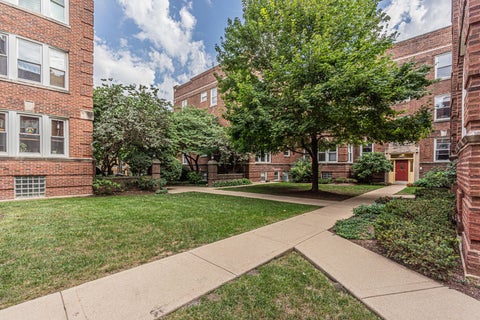 Tiny photo for 2622 N Spaulding Avenue #3N, Chicago, IL 60647 (MLS # 12751232)