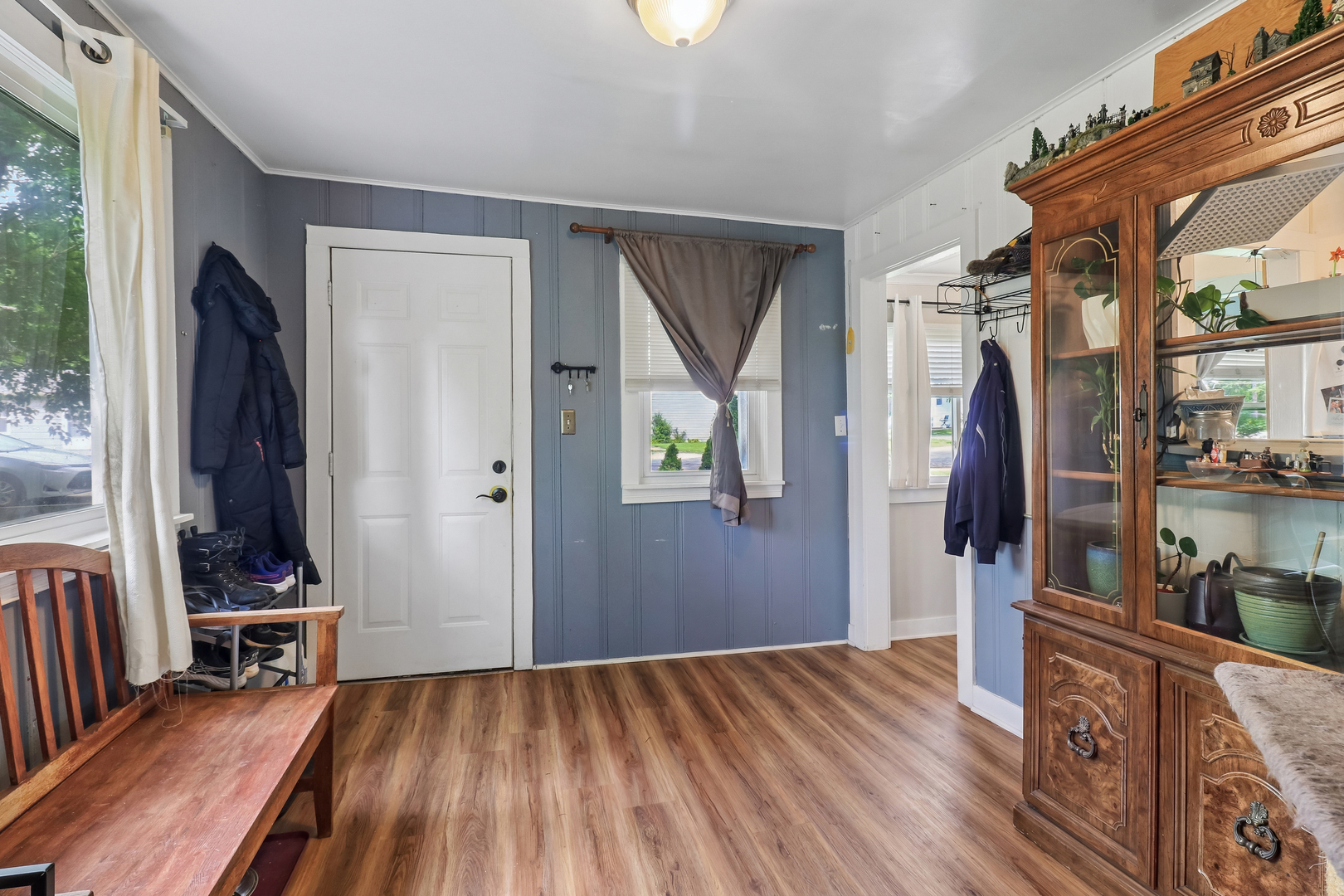 121 Beachview Drive