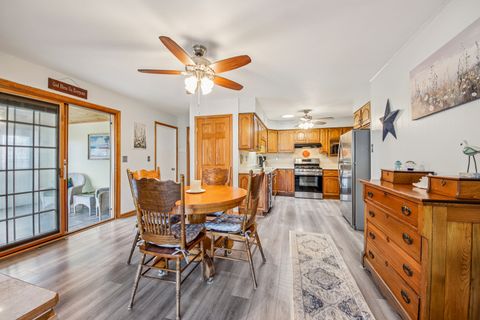 Tiny photo for 1618 Pine Trail, Sycamore, IL 60178 (MLS # 12609227)