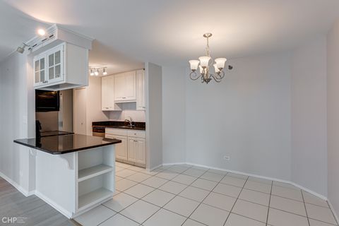 Tiny photo for 195 N HARBOR Drive #401, Chicago, IL 60601 (MLS # 12598597)