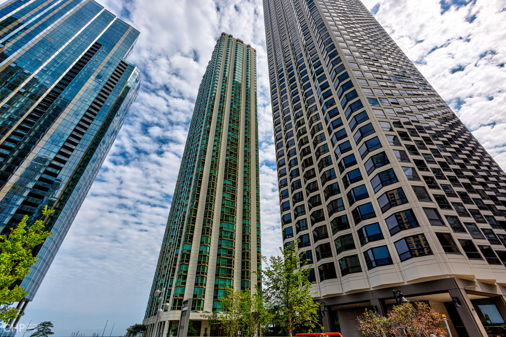 195 N HARBOR Drive 401