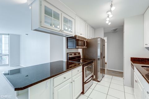 Tiny photo for 195 N HARBOR Drive #401, Chicago, IL 60601 (MLS # 12598597)