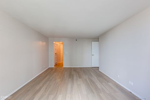 Tiny photo for 195 N HARBOR Drive #401, Chicago, IL 60601 (MLS # 12598597)
