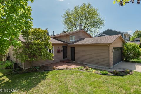69 N Garfield Avenue Mundelein IL 60060