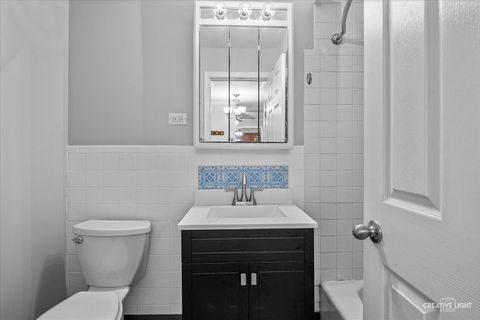 Tiny photo for 501 Carlysle Drive #9, Clarendon Hills, IL 60514 (MLS # 12475639)