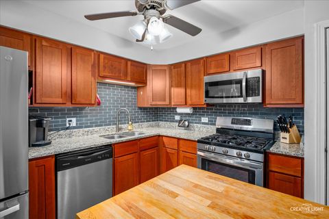 Tiny photo for 501 Carlysle Drive #9, Clarendon Hills, IL 60514 (MLS # 12475639)