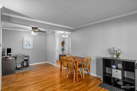 Tiny photo for 501 Carlysle Drive #9, Clarendon Hills, IL 60514 (MLS # 12475639)