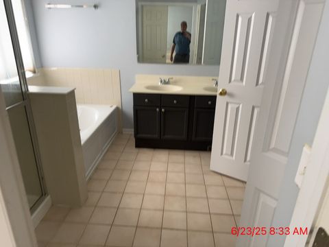 Tiny photo for 700 N Sparkle Court, Oswego, IL 60543 (MLS # 12427991)