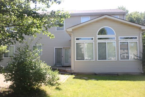 Tiny photo for 700 N Sparkle Court, Oswego, IL 60543 (MLS # 12427991)