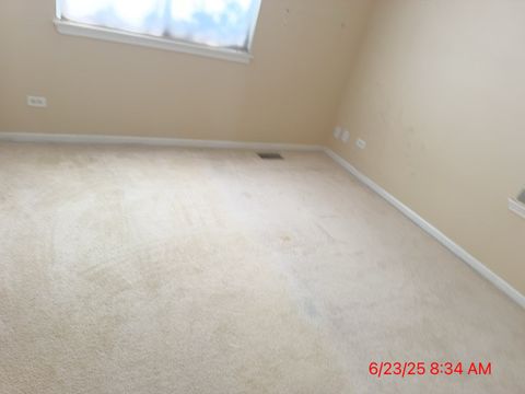 Tiny photo for 700 N Sparkle Court, Oswego, IL 60543 (MLS # 12427991)