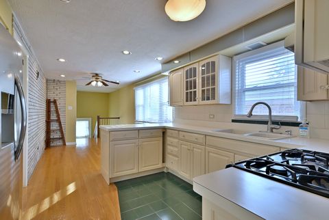 Tiny photo for 6513 N NEVA Avenue, Chicago, IL 60631 (MLS # 12518440)