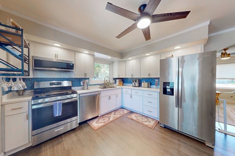 Tiny photo for 1324 Hamilton Avenue, Elmhurst, IL 60126 (MLS # 12780239)