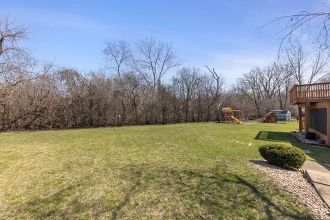 Tiny photo for 253 Arbor Lane, Bloomingdale, IL 60108 (MLS # 12608361)