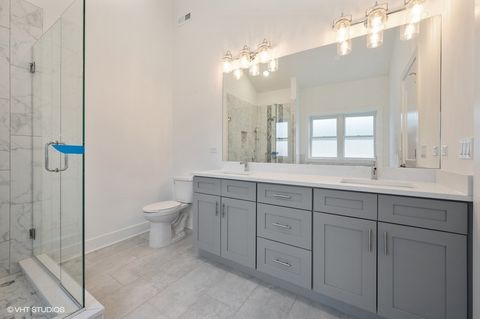 Tiny photo for 3911 S Calumet Avenue, Chicago, IL 60653 (MLS # 12413924)