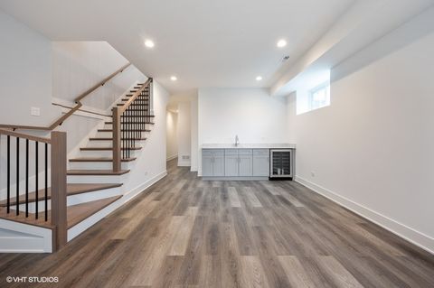 Tiny photo for 3911 S Calumet Avenue, Chicago, IL 60653 (MLS # 12413924)