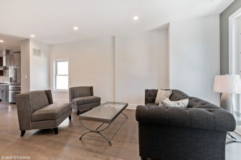 Tiny photo for 3911 S Calumet Avenue, Chicago, IL 60653 (MLS # 12413924)