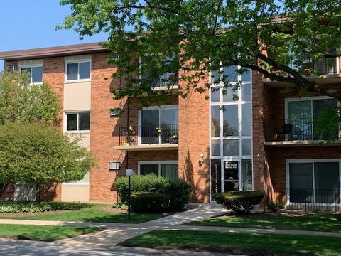 Tiny photo for 9721 S Keeler Avenue #102, Oak Lawn, IL 60453 (MLS # 12626380)