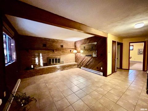 Tiny photo for 61 Schack Road, Murphysboro, IL 62966 (MLS # EB460521)