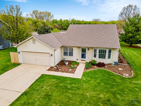 Photo of 5832 Landcaster Circle, McHenry, IL 60050 (MLS # 12646116)
