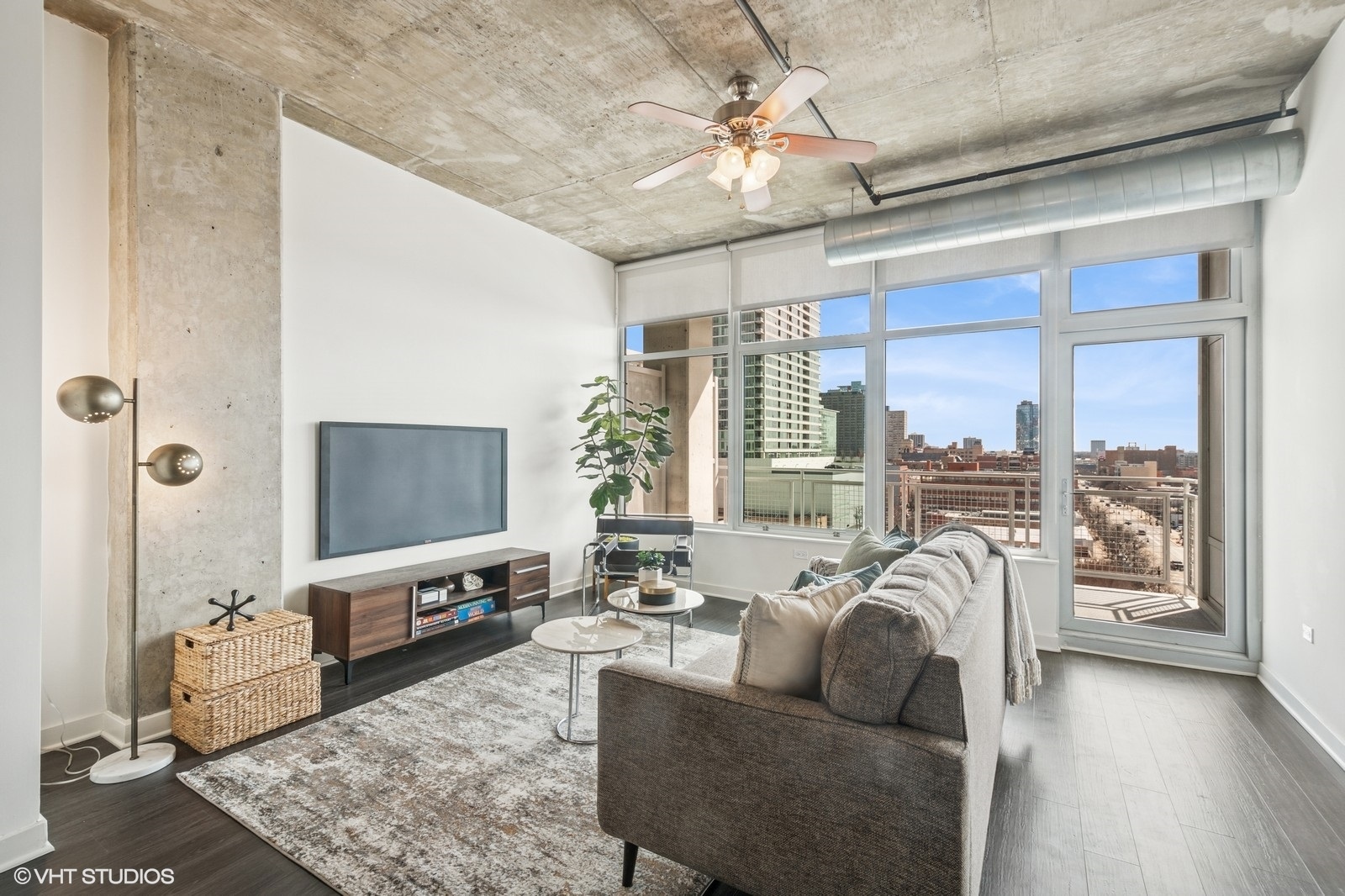 50 E 16th Street 912