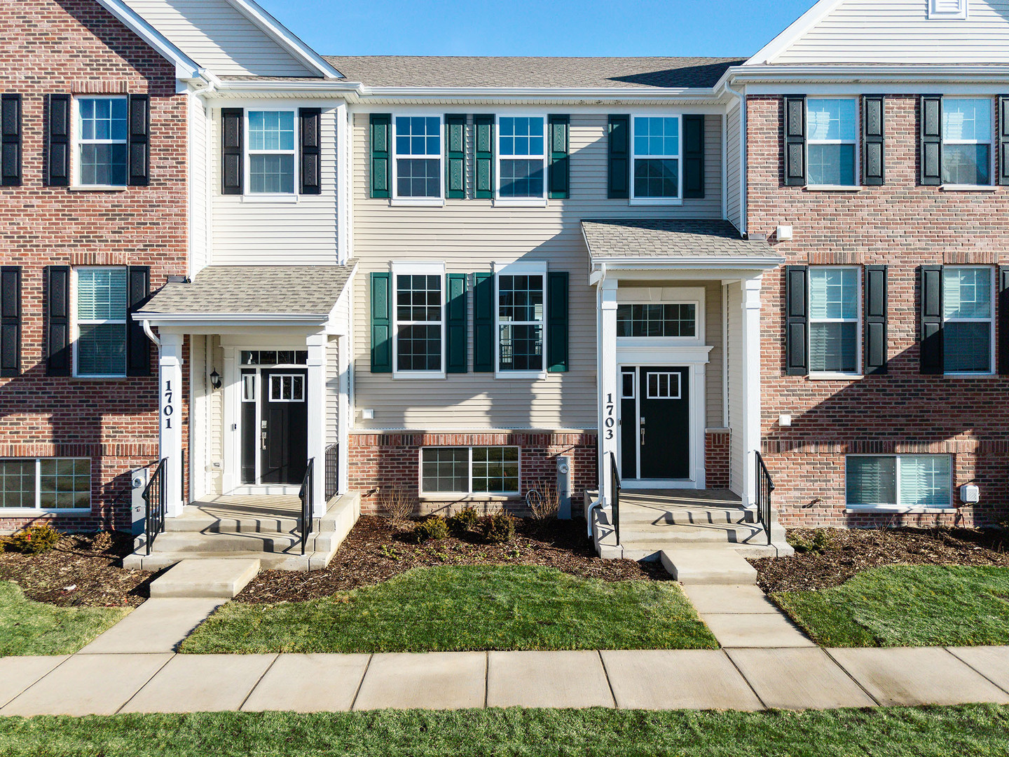 1703 Neubauer Circle