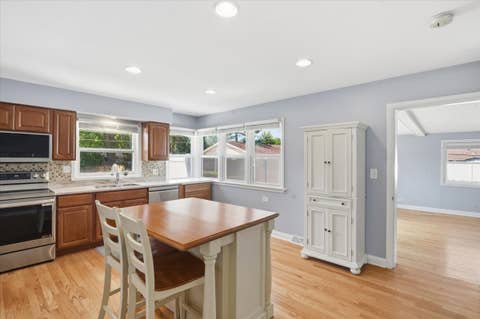 Tiny photo for 1186 Highland Road, Mundelein, IL 60060 (MLS # 12645036)